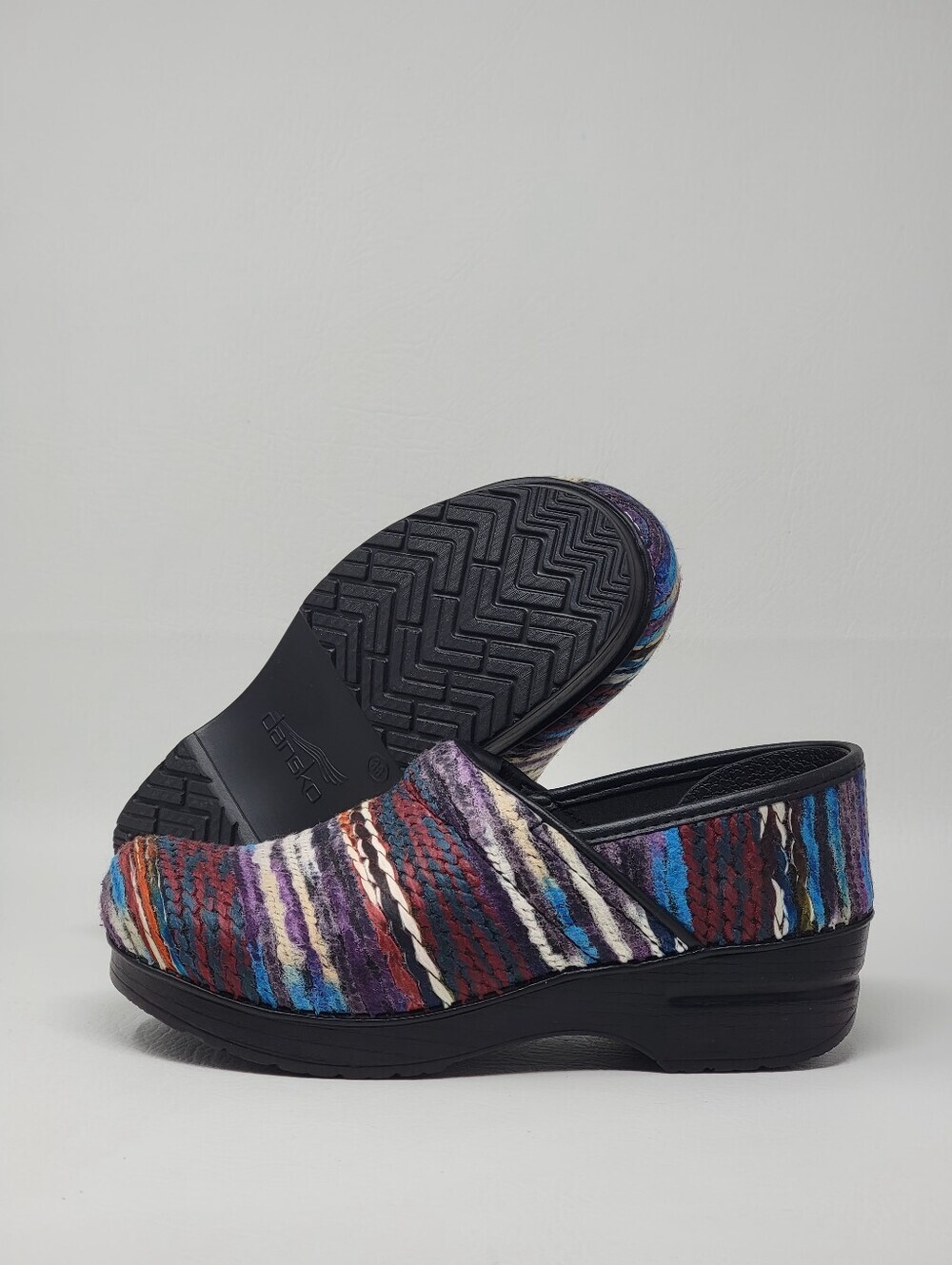 Dansko Multicolor Woven Yarn Women Clogs Slip On Shoes EUR 38 US 7.5-8 Pre-owned